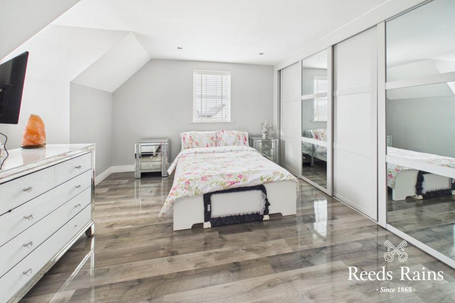99 Blackrock Square