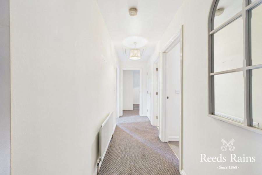 32 Glenmount Road