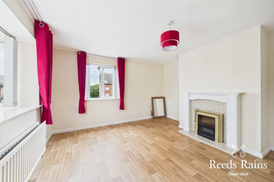 32 Glenmount Road