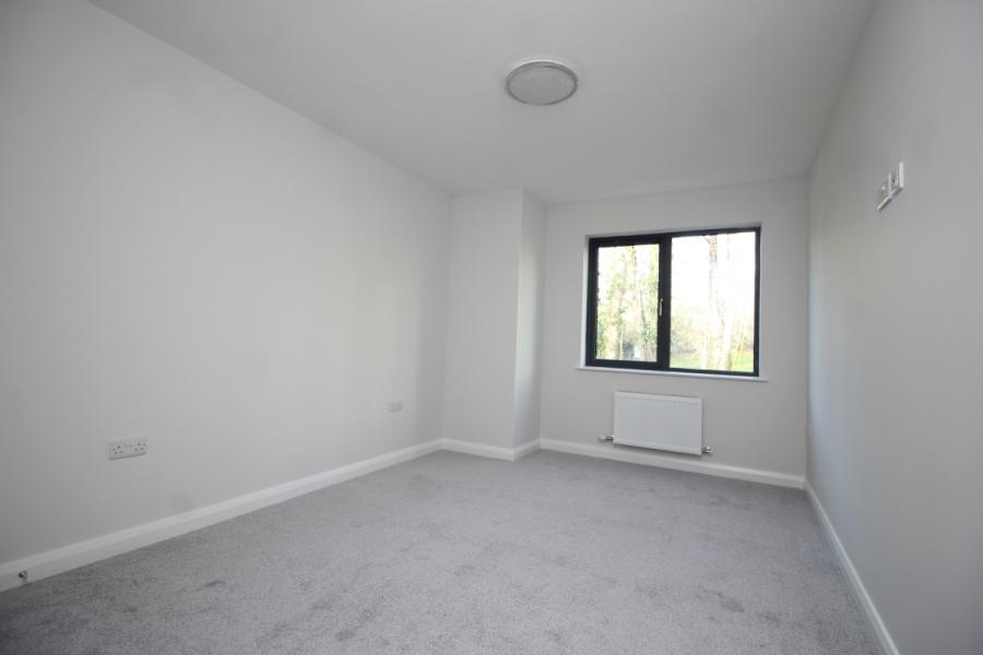 3 Oakwood Gate, 50 The Cutts