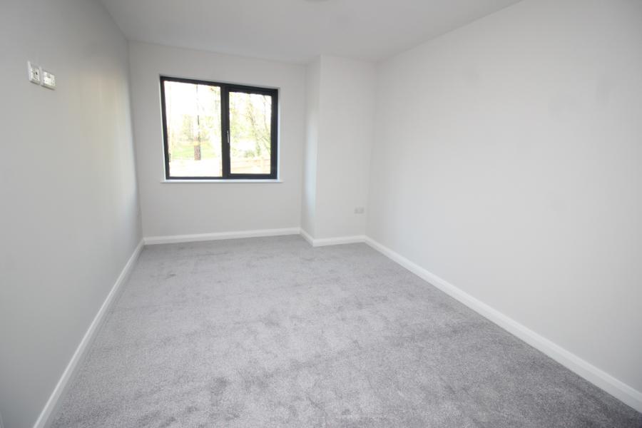 3 Oakwood Gate, 50 The Cutts
