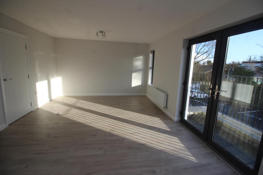 3 Oakwood Gate, 50 The Cutts