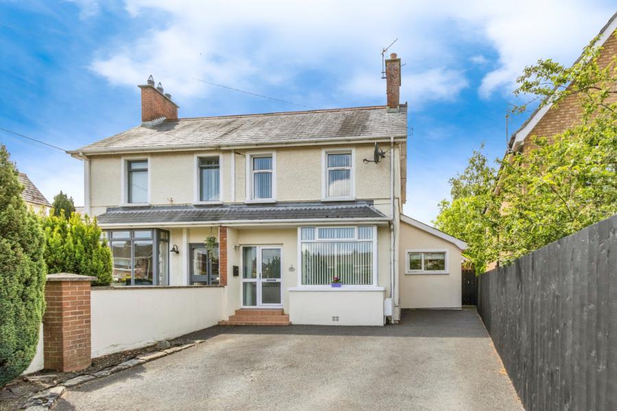 112 Ballynahinch Road