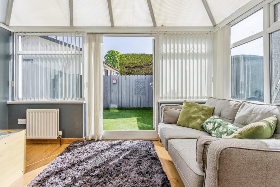 9 Roseville Gardens