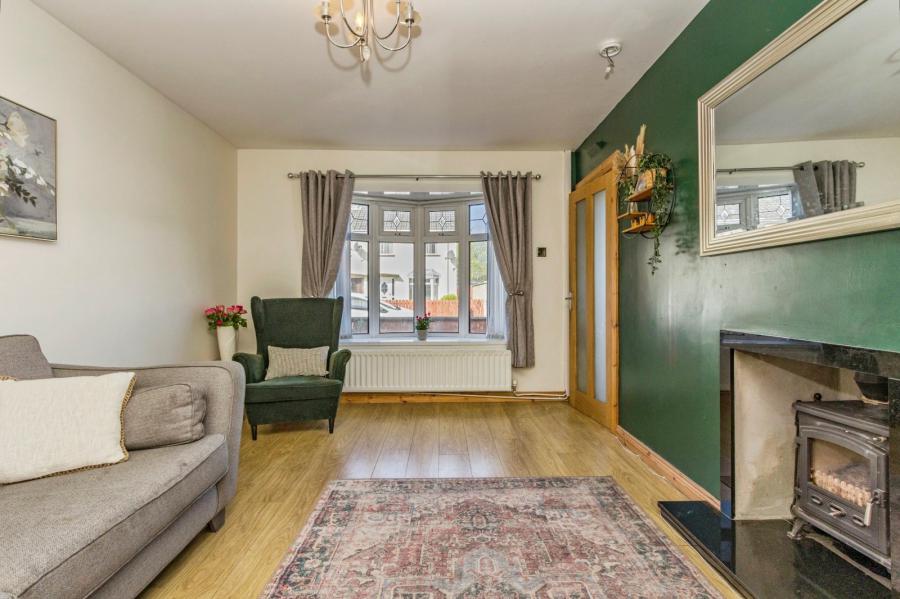 9 Roseville Gardens