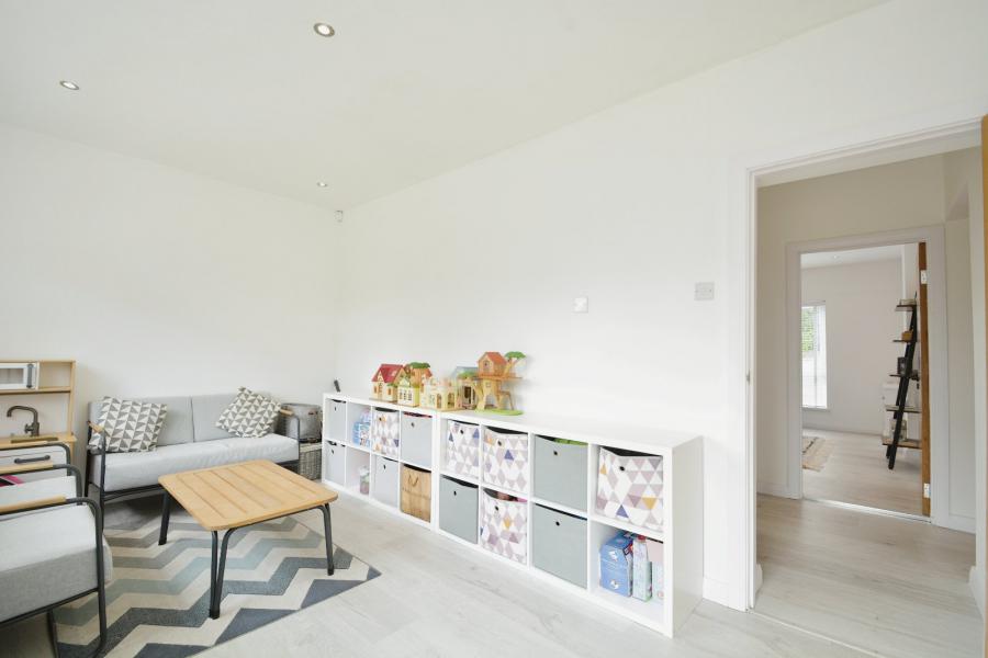 12 Kensington Gardens