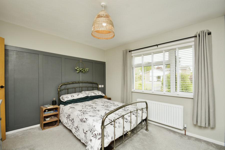 12 Kensington Gardens