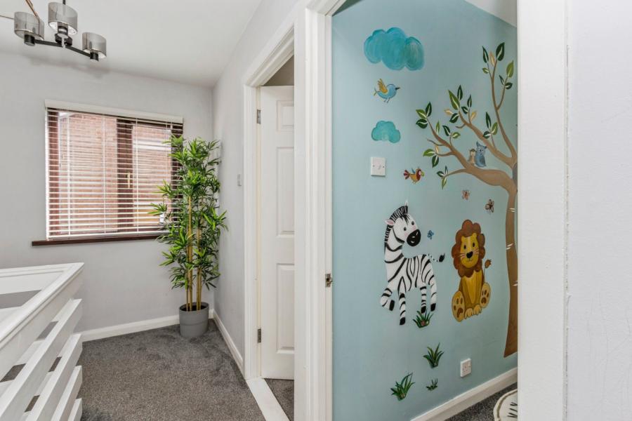 7 Sandymount Close