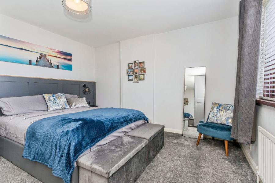 7 Sandymount Close