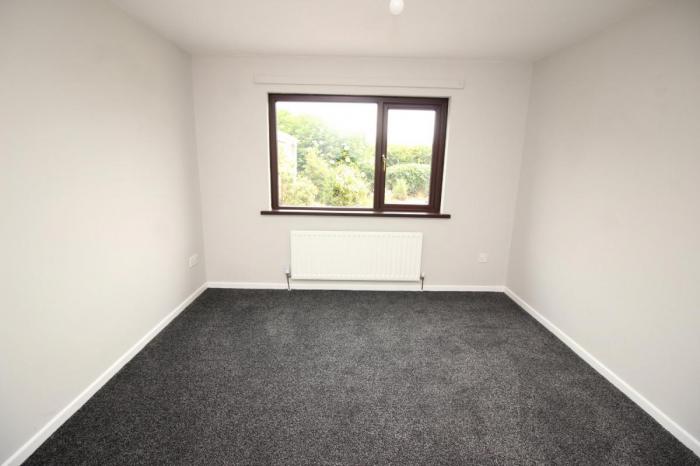50 Kernaghan Park