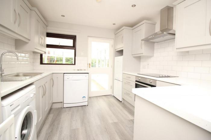 50 Kernaghan Park