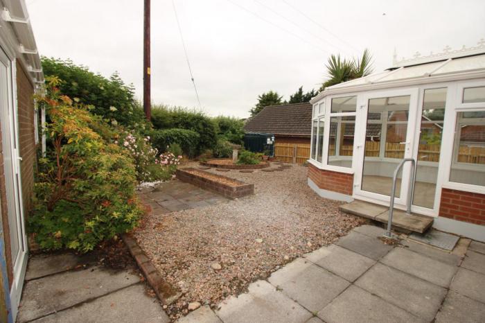 50 Kernaghan Park