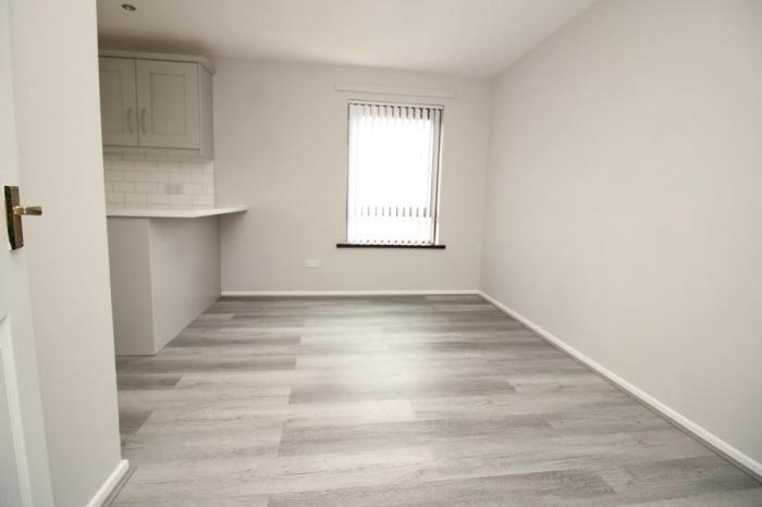50 Kernaghan Park