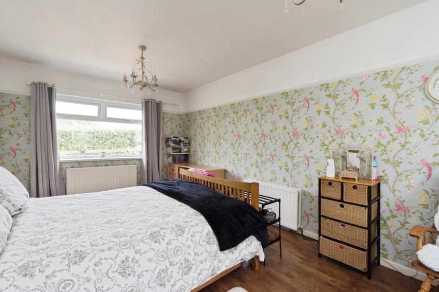 5 Tullynewbank Road