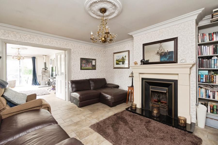 5 Tullynewbank Road