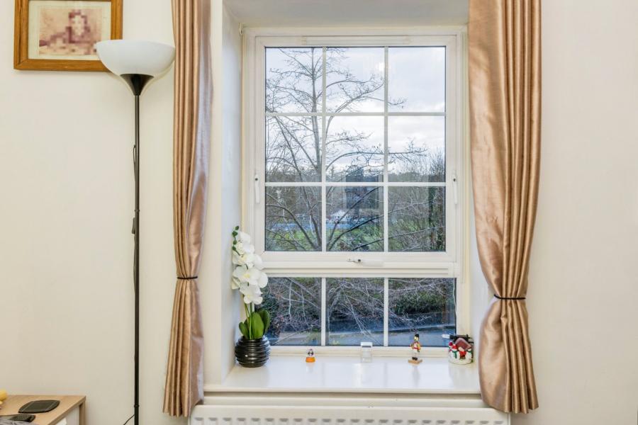 4 Quillyburn Lane