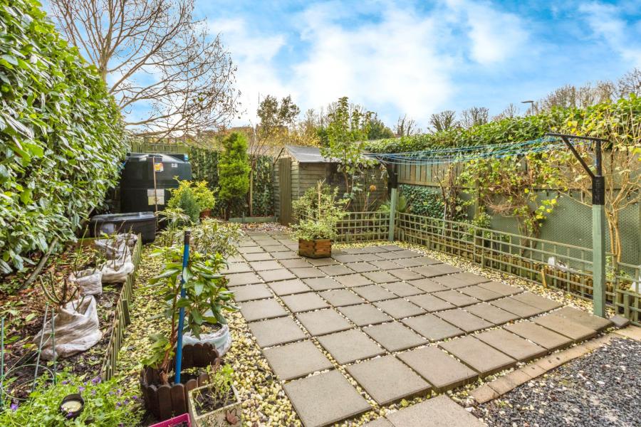 4 Quillyburn Lane