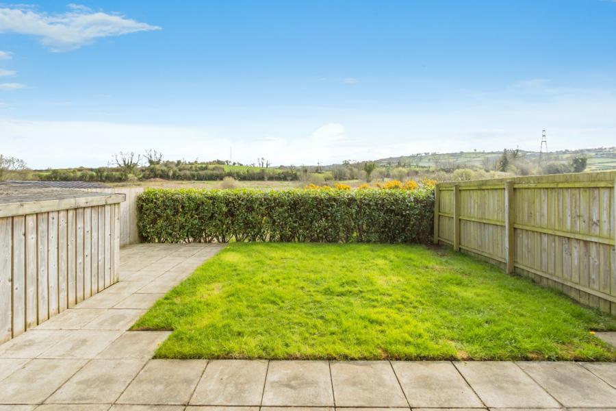 45 Ballantine Lane