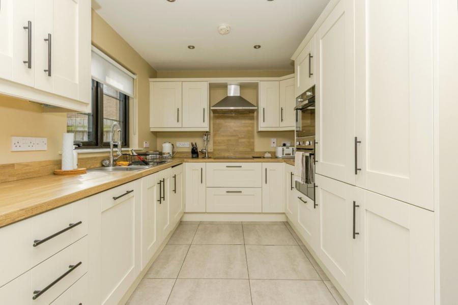 45 Ballantine Lane