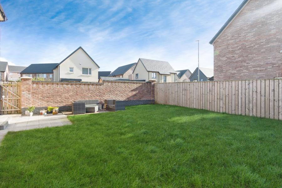 2 Woodbrook Manor