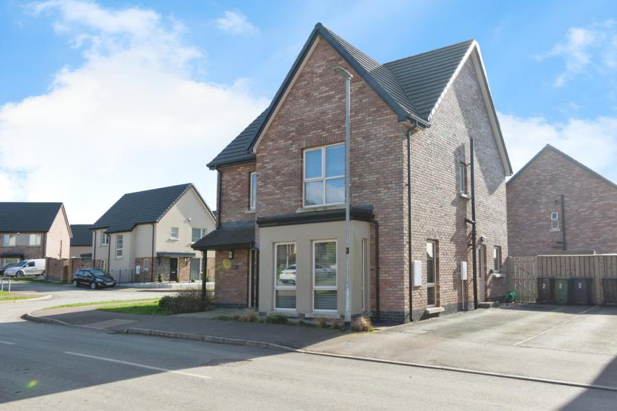 2 Woodbrook Manor