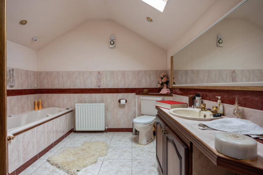 76A, Magheraknock Road