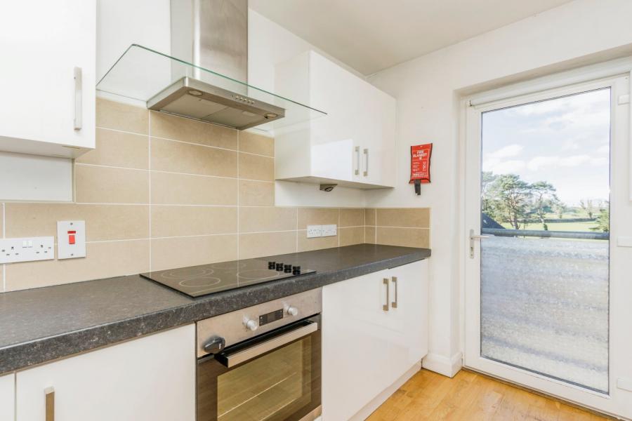 41 Woodbrook Green
