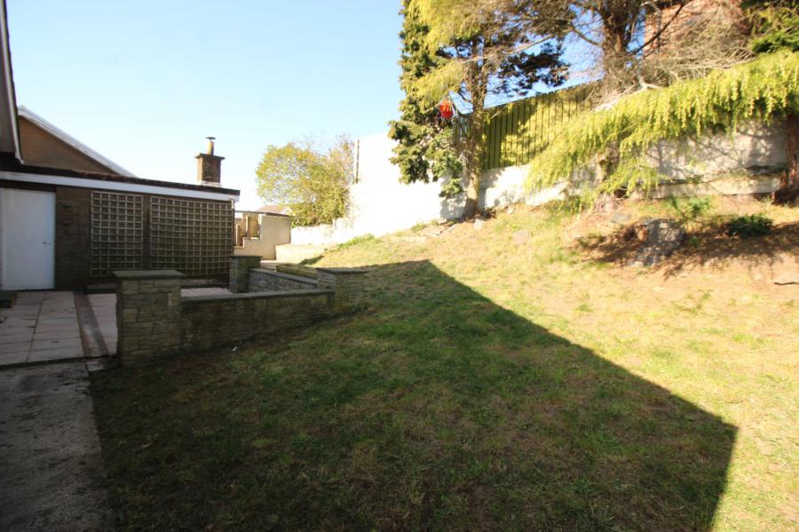 15 Monaville Close
