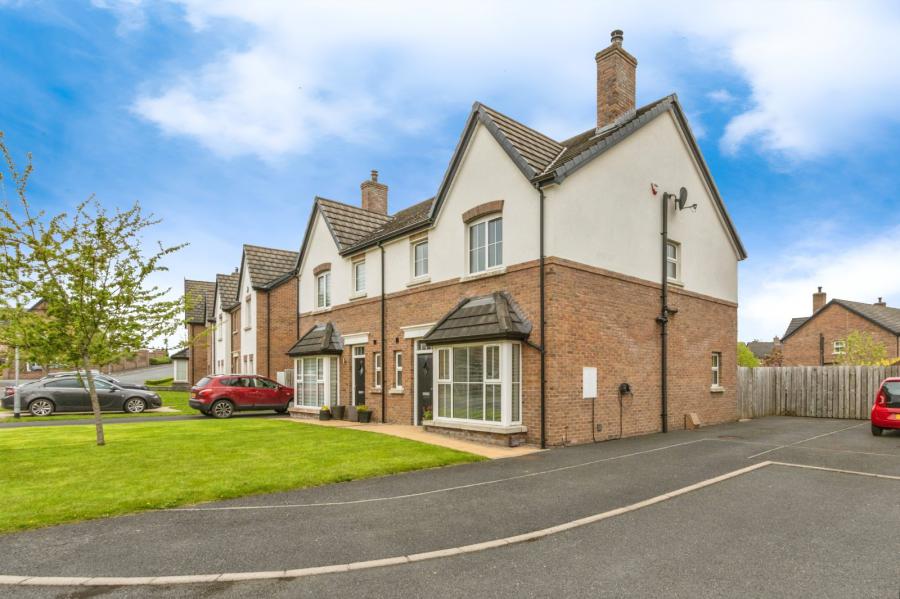 37 Blaris Meadows