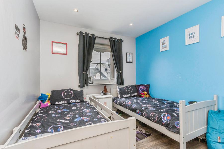 19 Lady Wallace Brae
