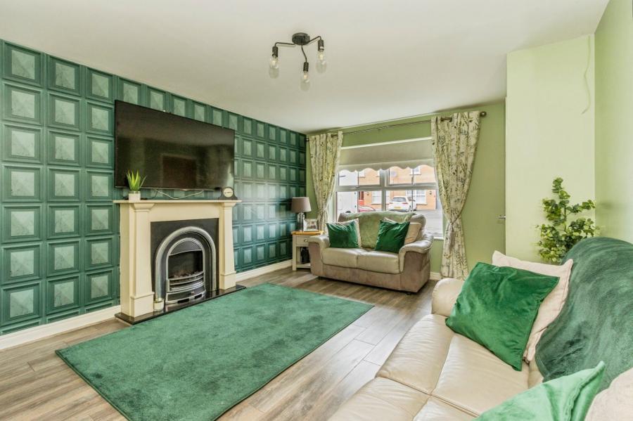 19 Lady Wallace Brae