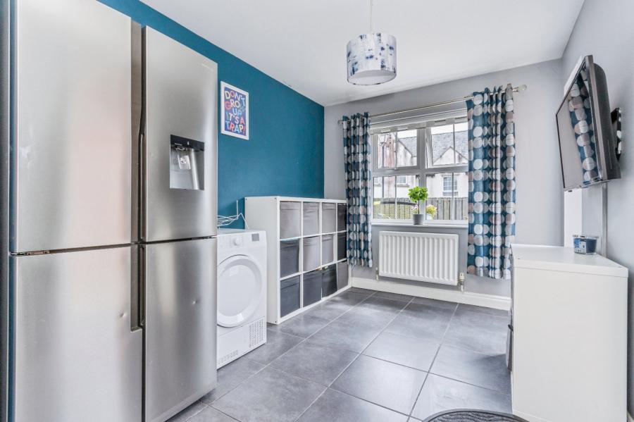 19 Lady Wallace Brae