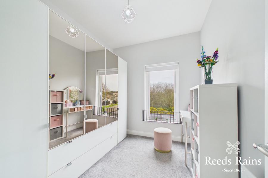 30 Wyncroft Crescent