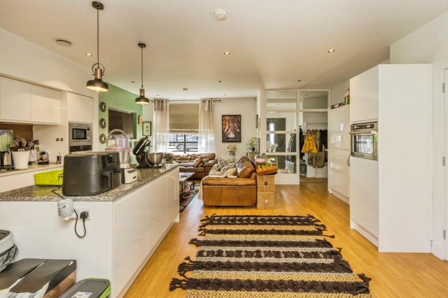 9 Fairfields Glen