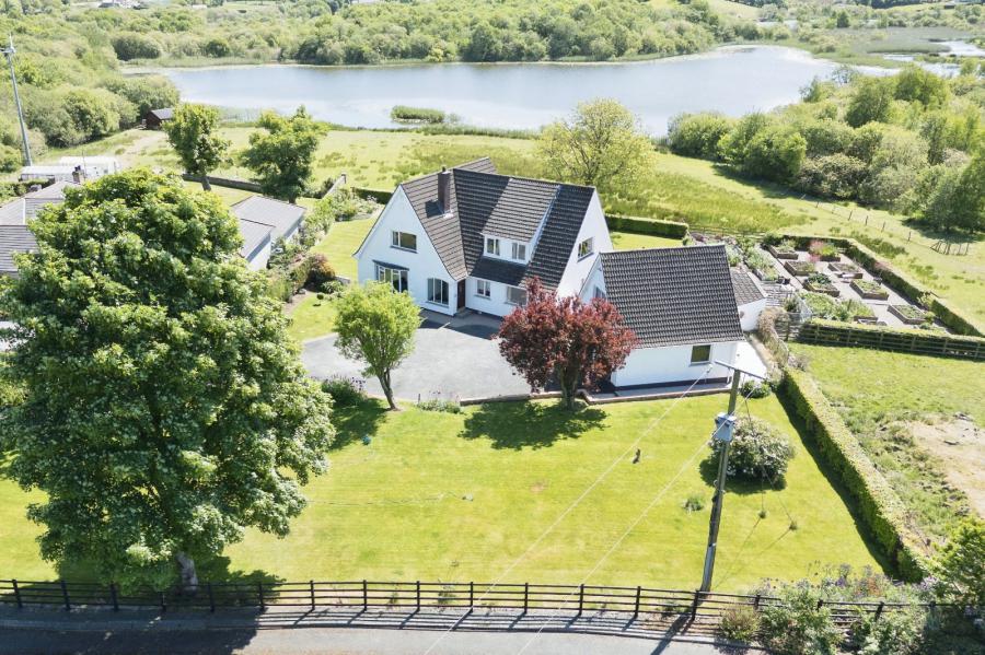 44 Magheraknock Road