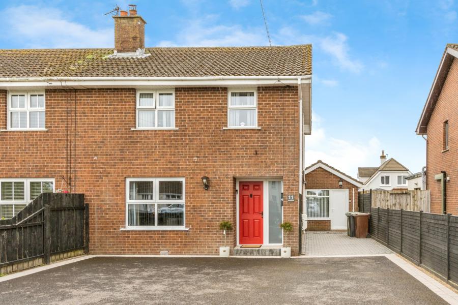 11 Gravelhill Road