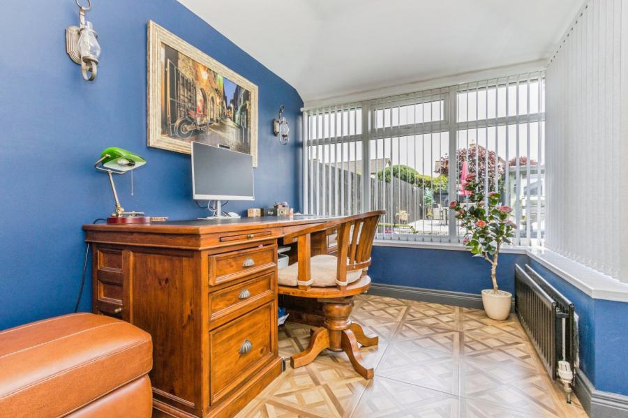 11 Gravelhill Road