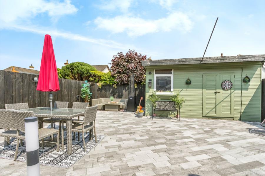 11 Gravelhill Road