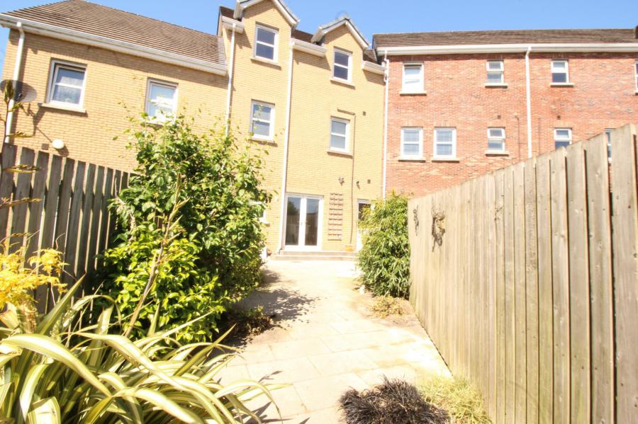 16 Holstein Way