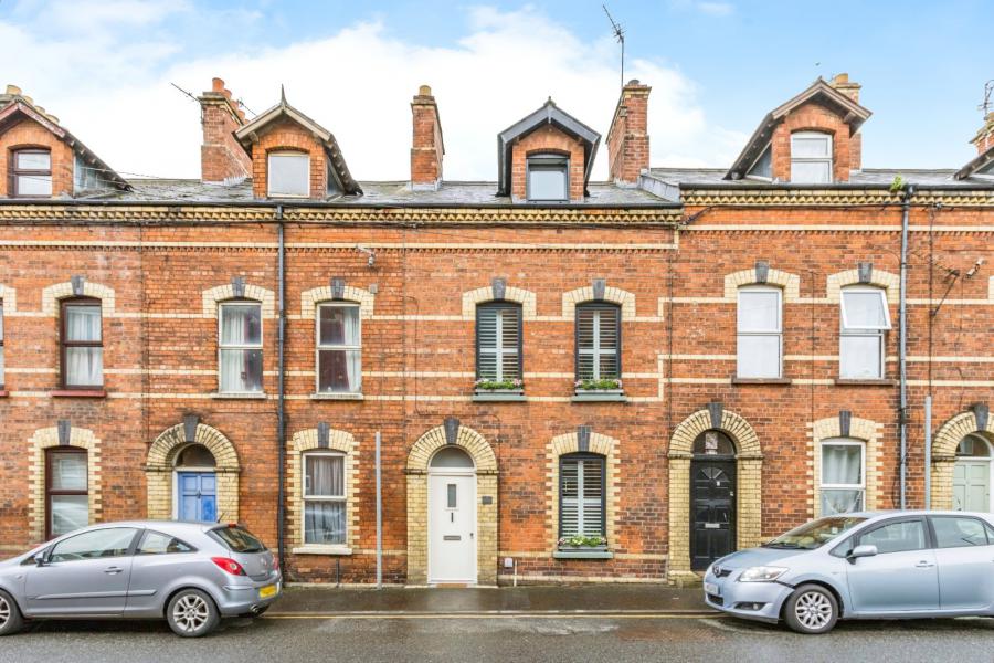 8 Victoria Crescent