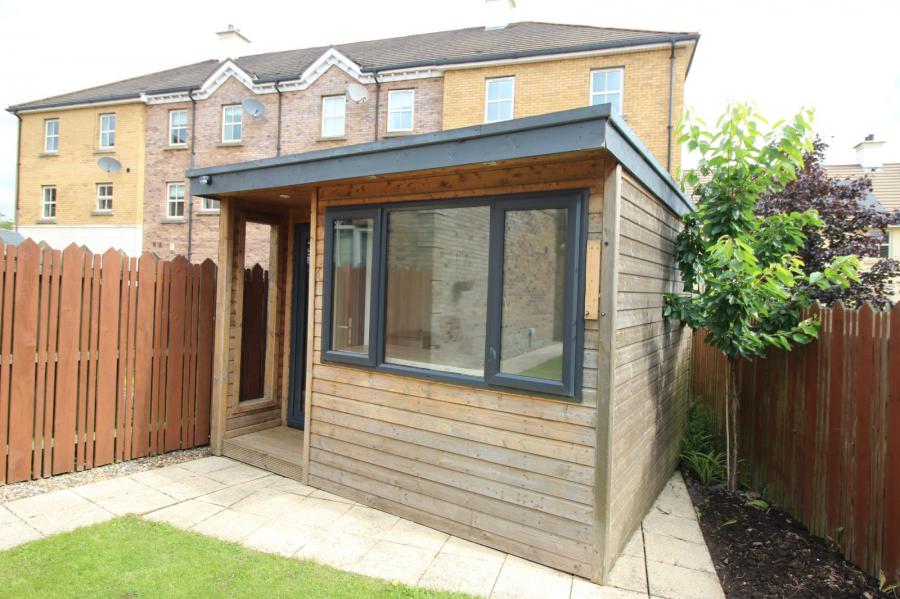18 Ballantine Gardens