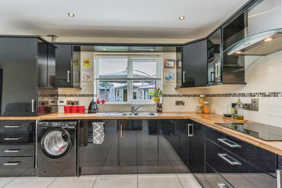 2 Causeway Lodge