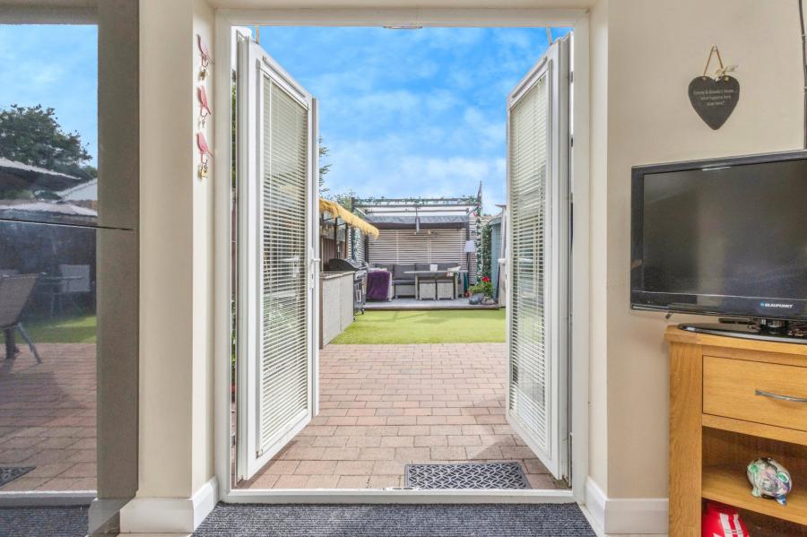 2 Causeway Lodge