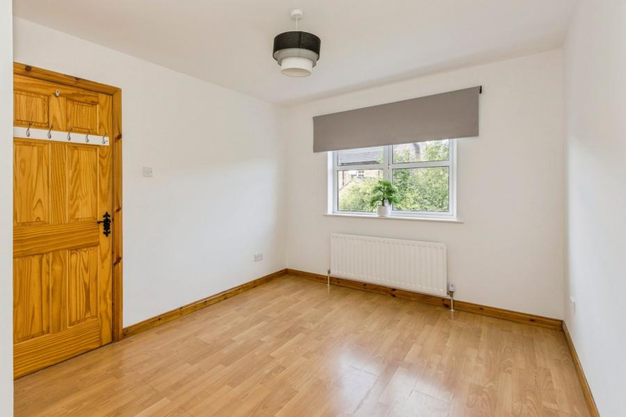85 Whitethorn Brae