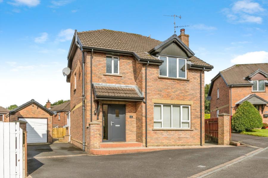 6 Rosewood Glen, Lisburn, County Antrim, BT28 2FH