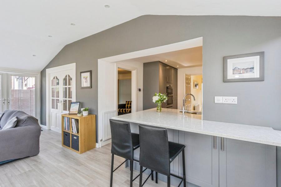 6 Rosewood Glen