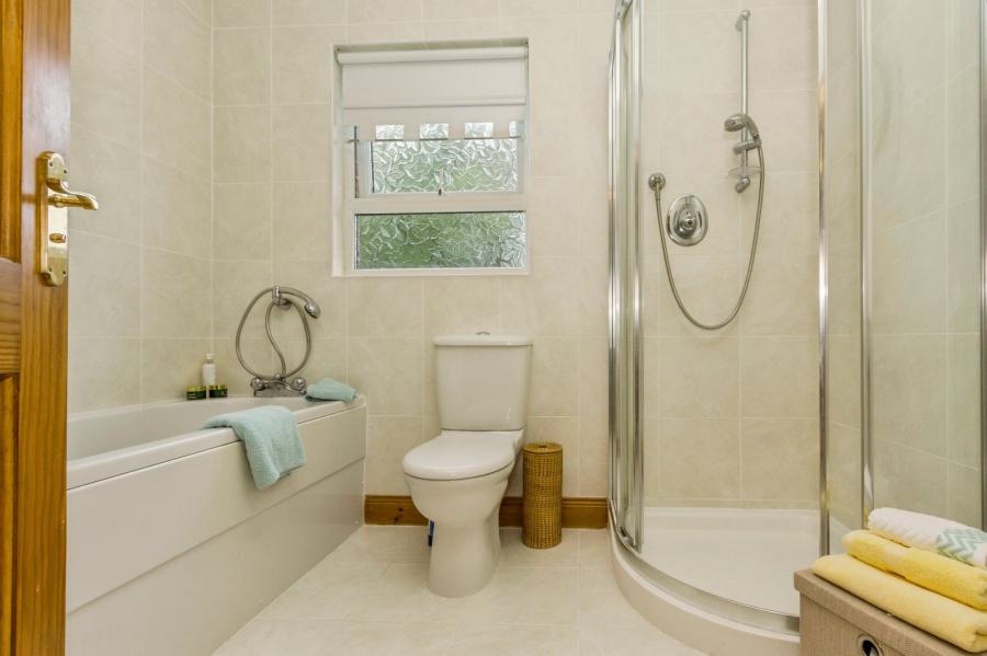 71 Stonebridge Meadows