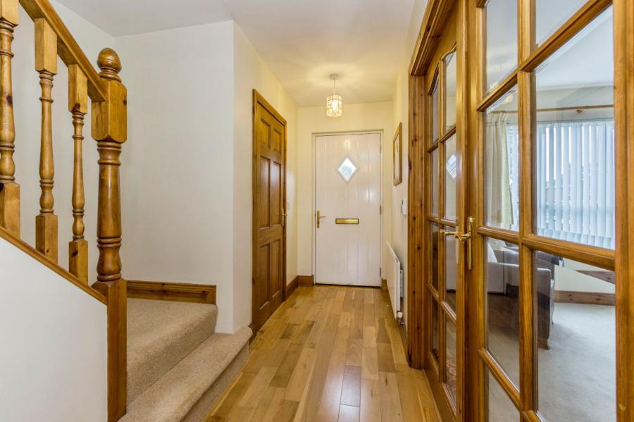 71 Stonebridge Meadows