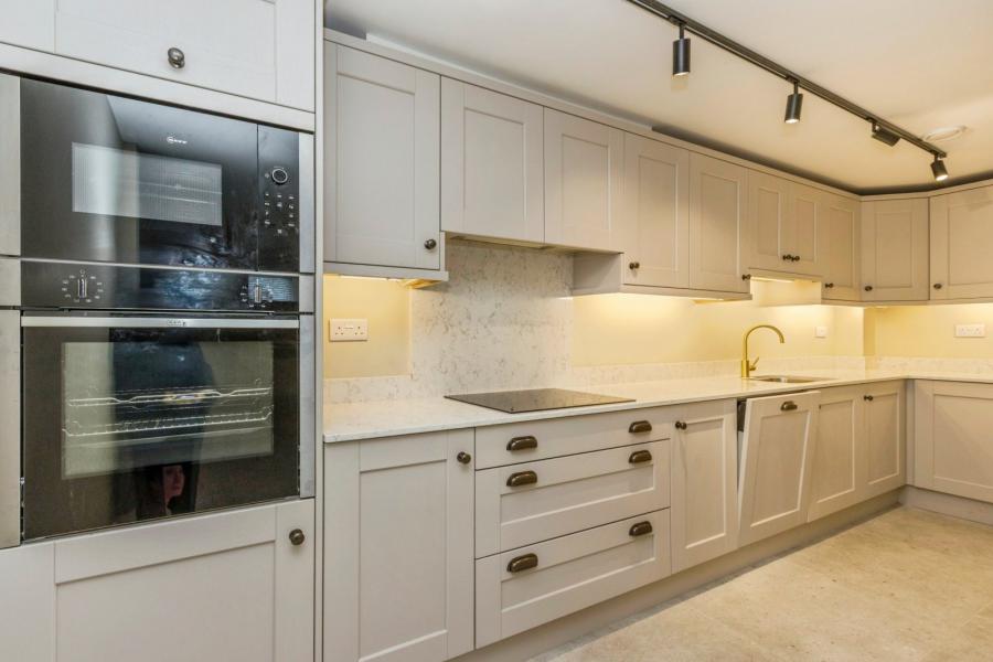 Apartment 1, 6 Lady Ishbel Boulevard