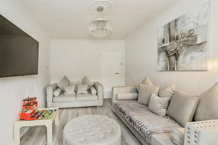 60A, Rowan Drive 60A, Rowan Drive